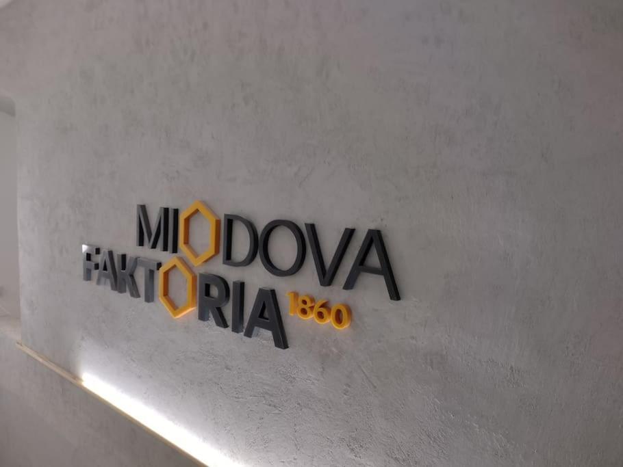 A, Starowka Mikroapartament Miodova *